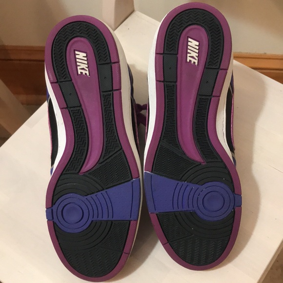 Women's NIKE Delta Force High Tops Sz 8.5 - Picture 3 of 5